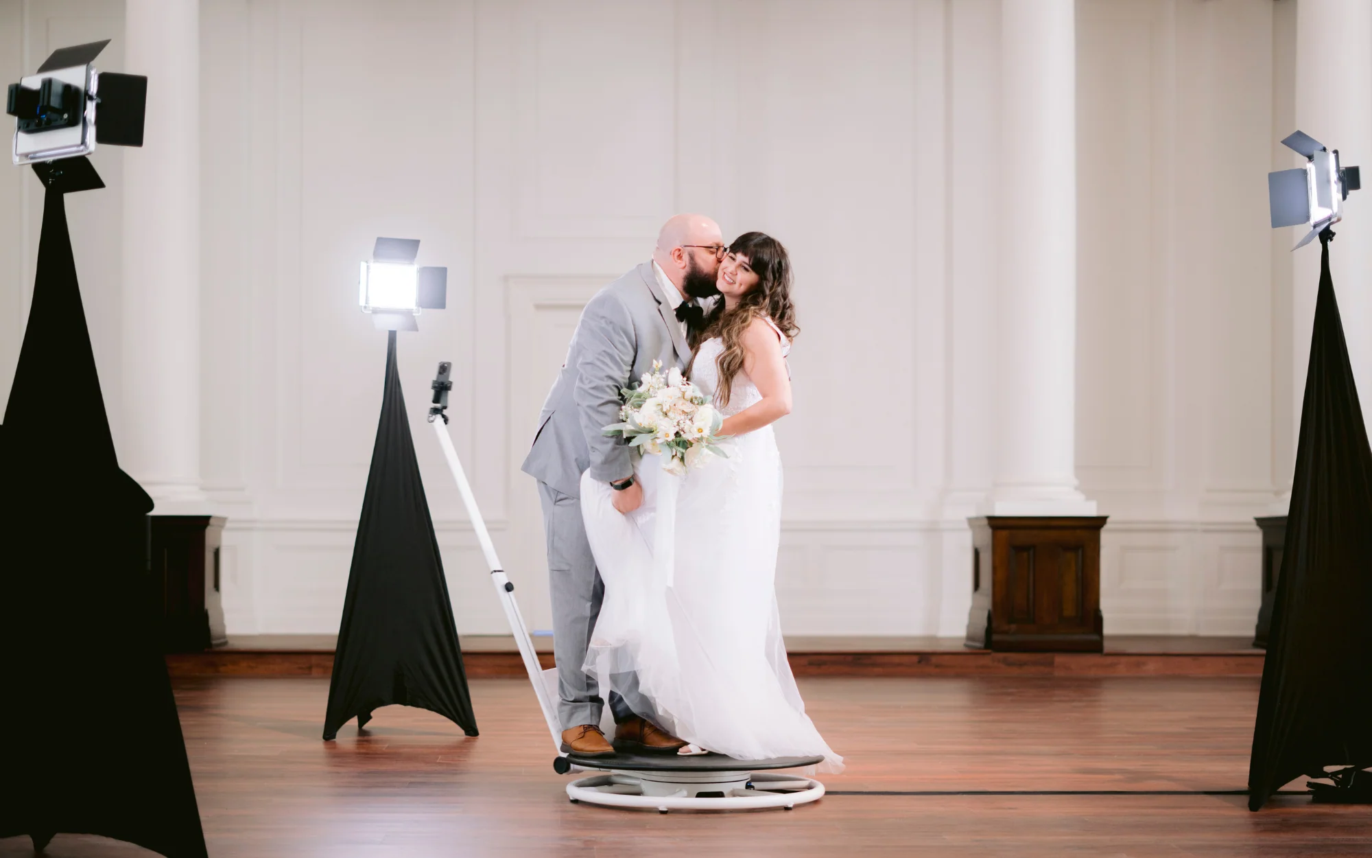 Wedding 360 photo booth in Bend, Oregon
